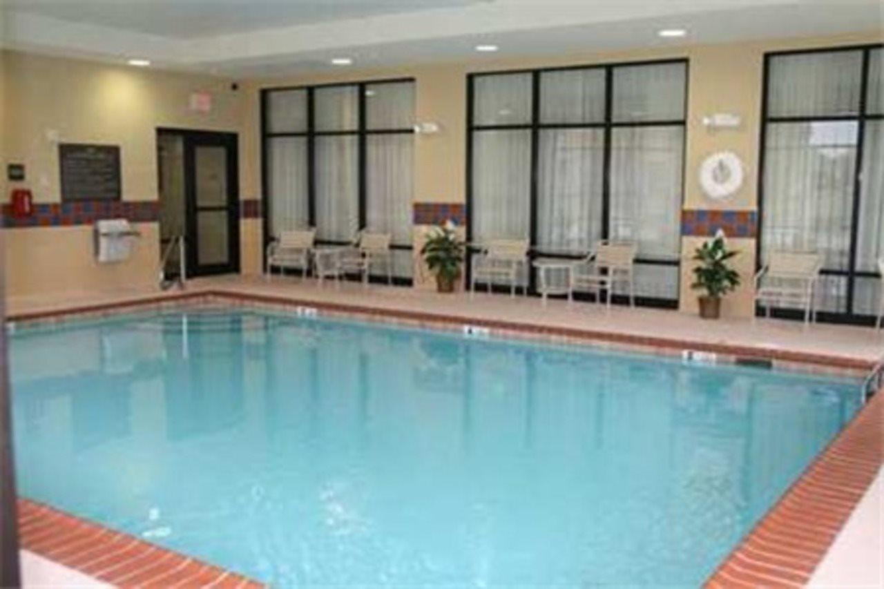 Hampton Inn Martin Eksteriør billede